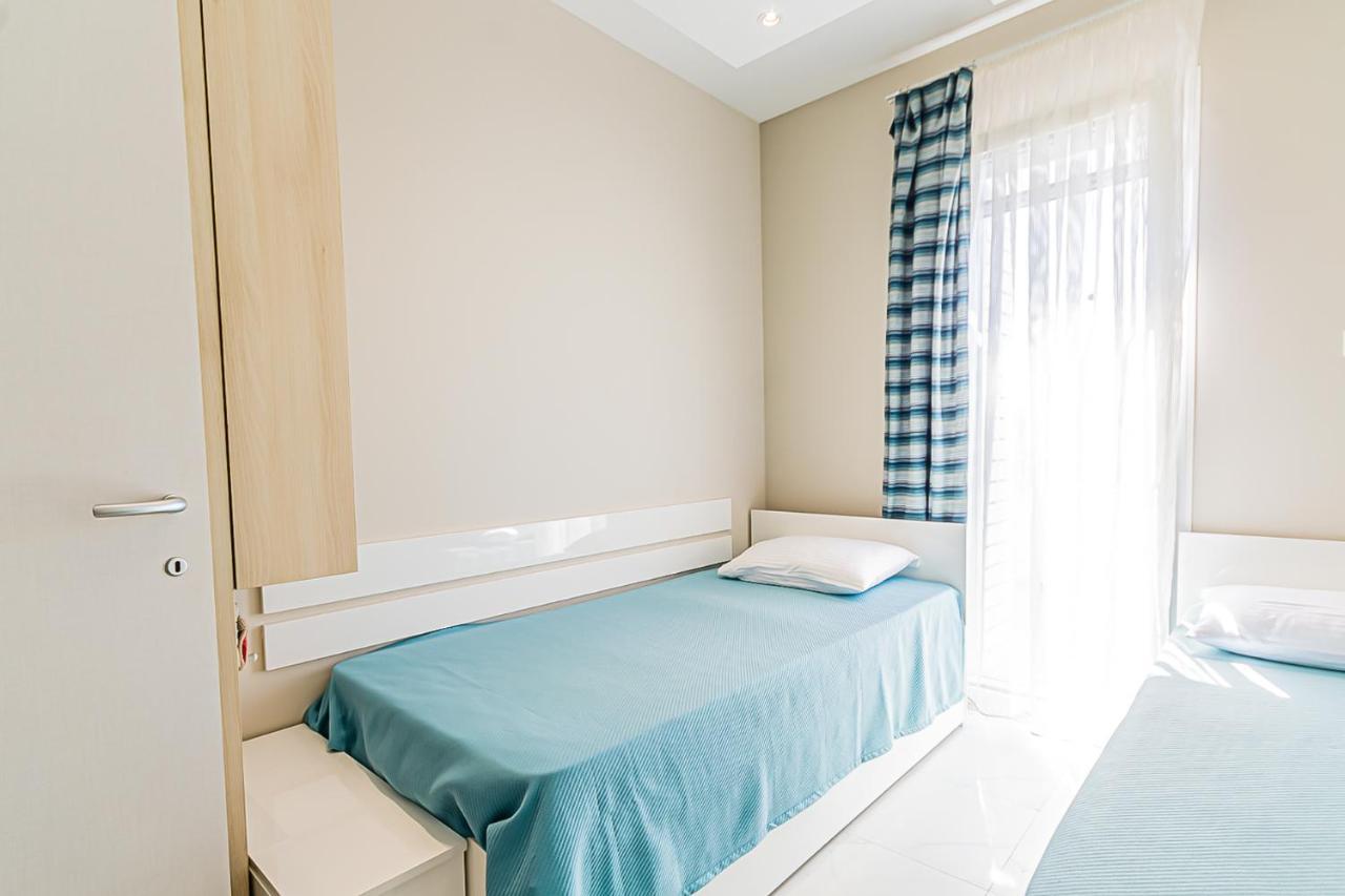 Miramare Apartments Przno Exterior photo
